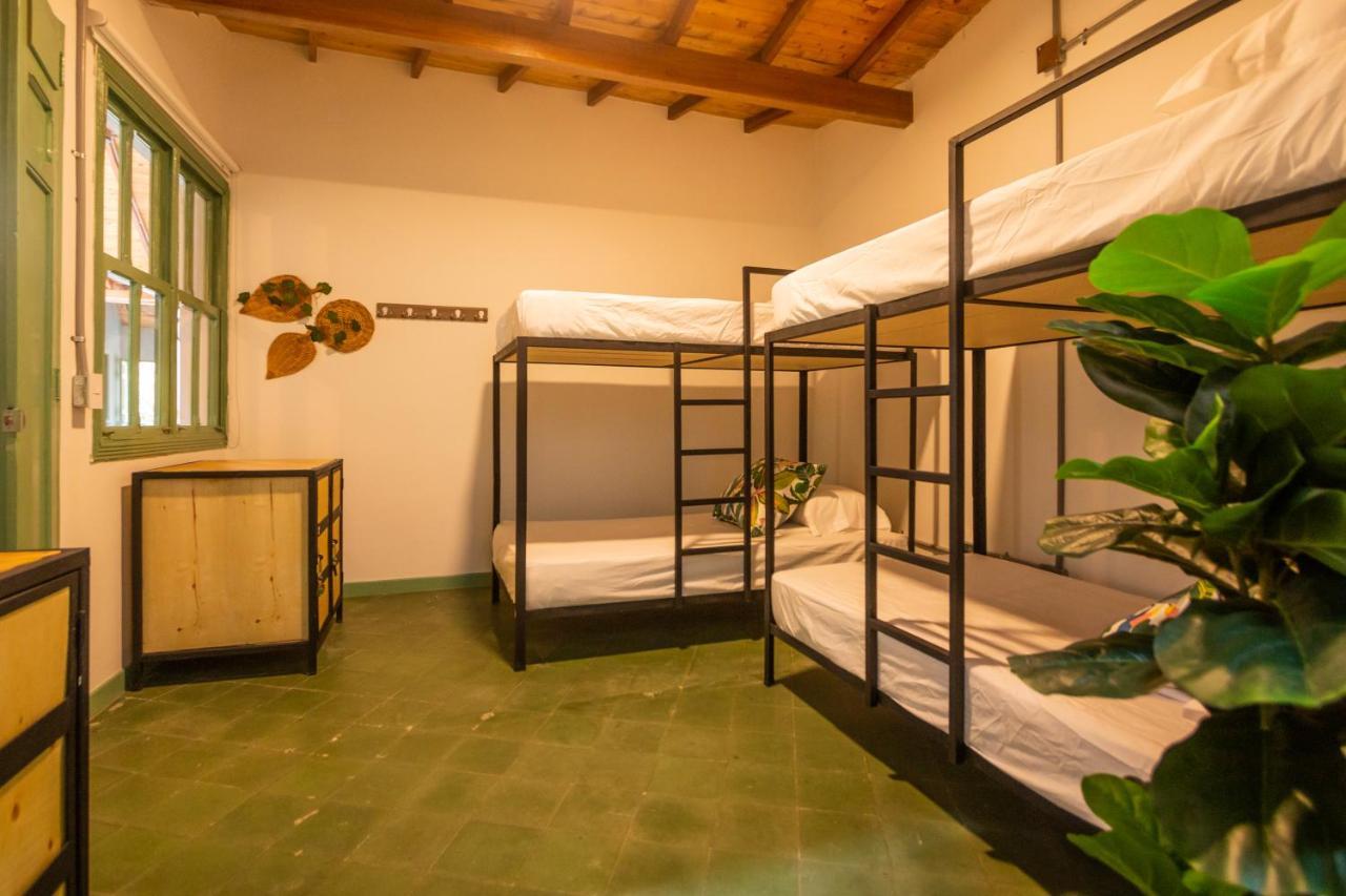 Centro Hostel Medellín Esterno foto