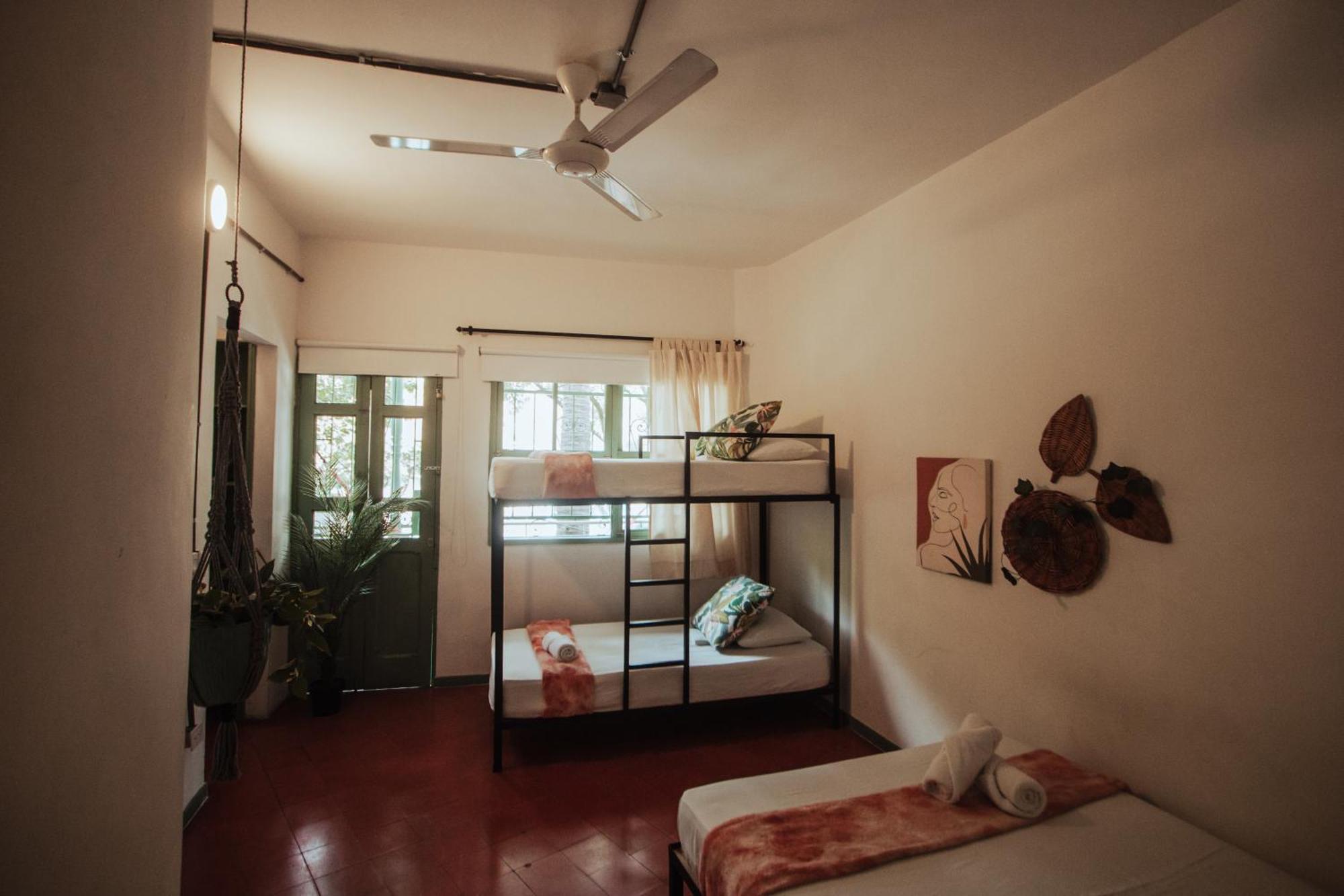 Centro Hostel Medellín Esterno foto