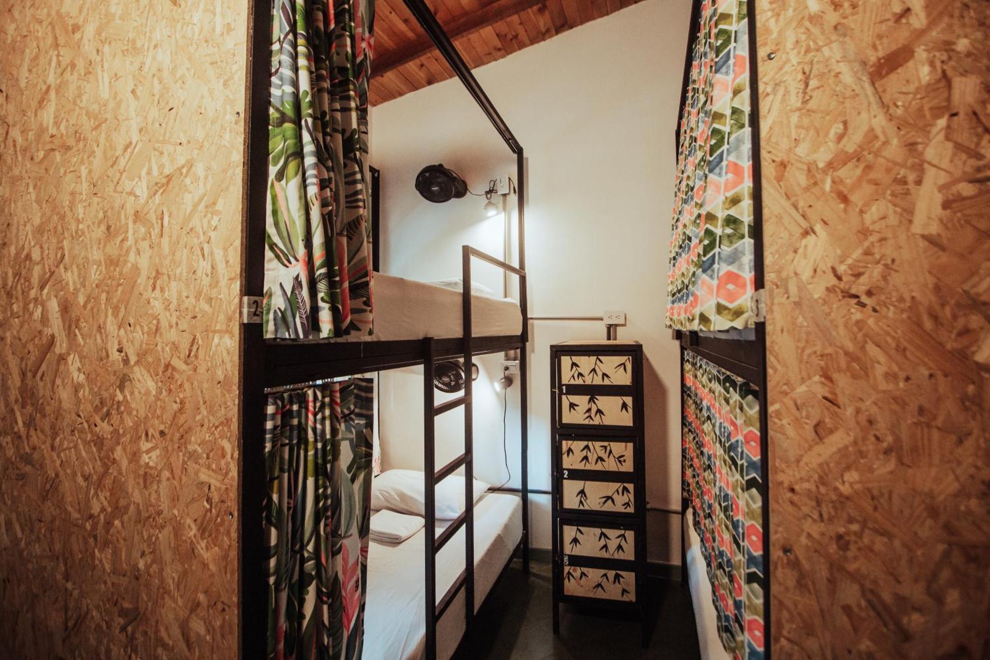 Centro Hostel Medellín Esterno foto